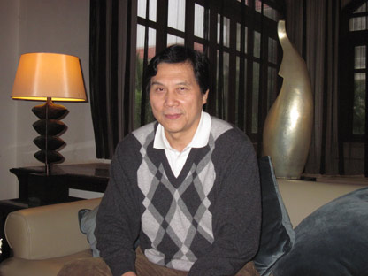 Ї(gu)ɫĄ(dng)(hu) ҕ(dng)(hu)޹˾(jng)ӢL